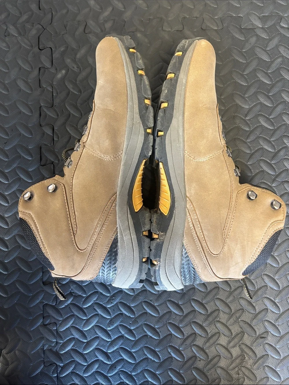 Goodyear Ontario Walnut Hiking Boots Mens 13 Tan Mid Top Work Boot GY204677
